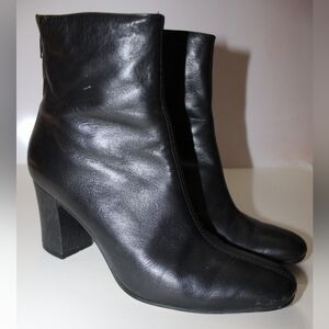 Vintage Calico Black Leather Ankle Boots Size 8 1/2
